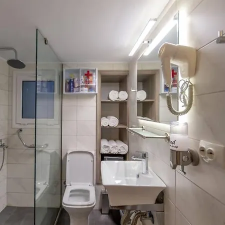 Tiny Penthouse, Big Terrace Apartamento