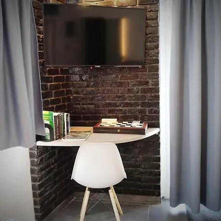 Tiny Penthouse, Big Terrace